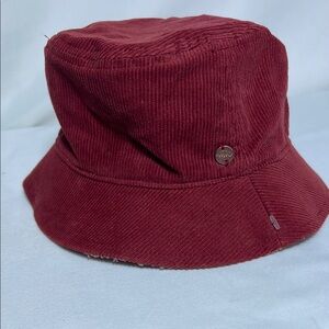 Molly Mook Bucket Hat -brick red